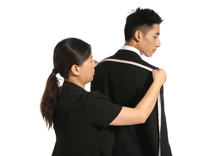 圣巧依量體及細節服務(二) 圣巧依量體及細節服務(二)