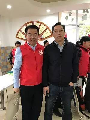 職業裝定制代表人 職業裝定制代表人